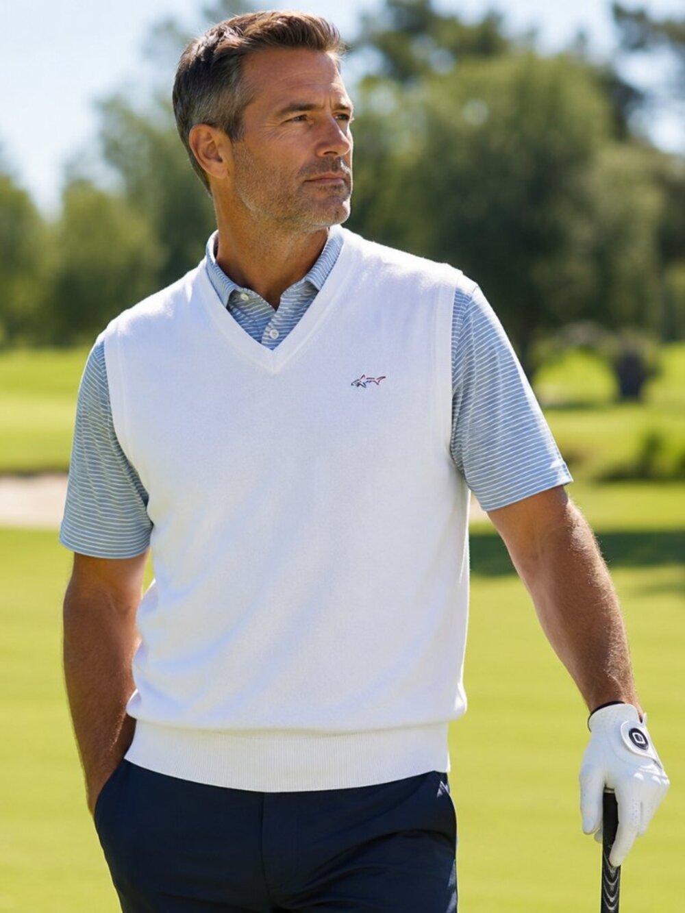 Greg Norman White V-Neck Sleeveless Golf Large Pullover Sweater